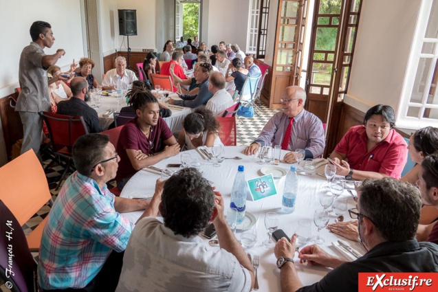Un déjeuner a suivi la présentation des voeux Un déjeuner a suivi la présentation des voeux