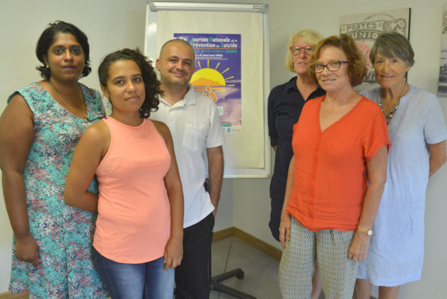 Une partie de l’équipe des écoutants de SOS Solitude Réunion qui compte aujourd’hui 38 personnes