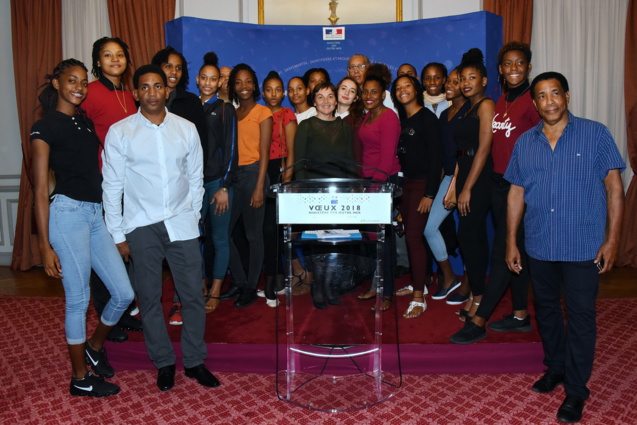 Avec l'équipe féminine de handball des Antilles et Guyane