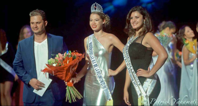 Eddy Séry, président du comité Mademoiselle Ile de la Réunion, Eliska Langlois, Mademoiselle Ile de la Réunion 2018, et Anaïs Montbel-Fontaine, Mademoiselle Ile de la Réunion 2017