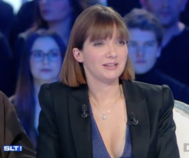 Trop décolleté?... Trop décolleté?...