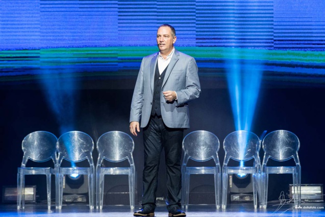 Messmer Intemporel: le Stade de l'Est en transe! Messmer Intemporel: le Stade de l'Est en transe!