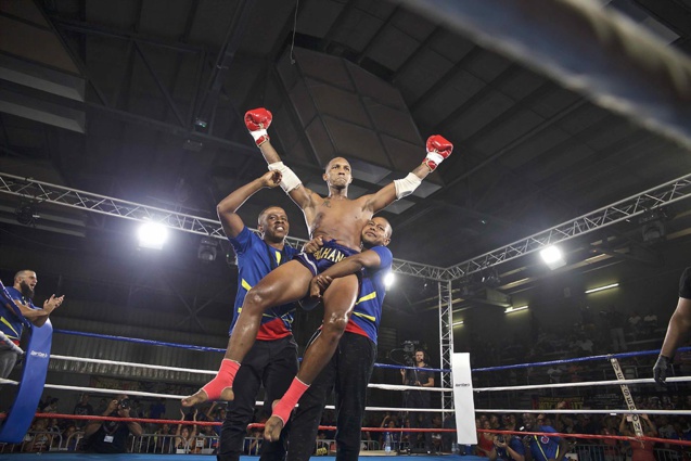 1contrôlable 4: les Thaïlandais dominent les débats 1contrôlable 4: les Thaïlandais dominent les débats