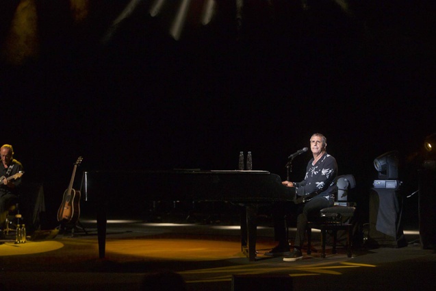 Julien Clerc en concert au Teat Champ Fleuri