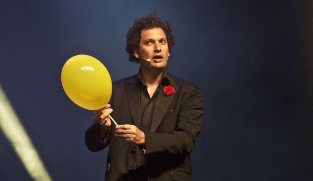 Eric Antoine, la magie au Téat Champ Fleuri