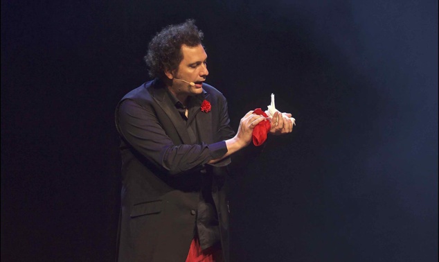 Eric Antoine, la magie au Téat Champ Fleuri
