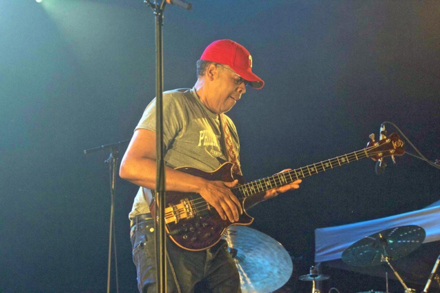 Stanley Clarke en concert à la Ravine Saint-Leu