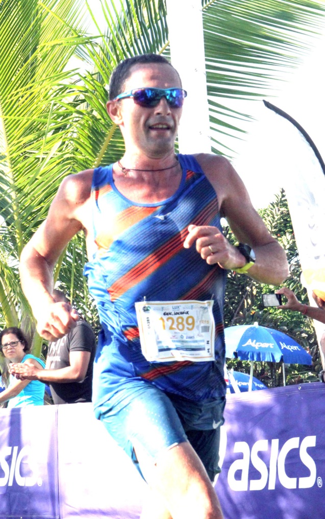 Eric Lacroix, 1er V2 sur les 15km, en 57'19''