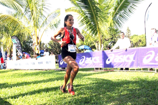 Tu-pas, ti-pas, elle a bouclé ses 15 km. Un 37 km la prochaine fois ?