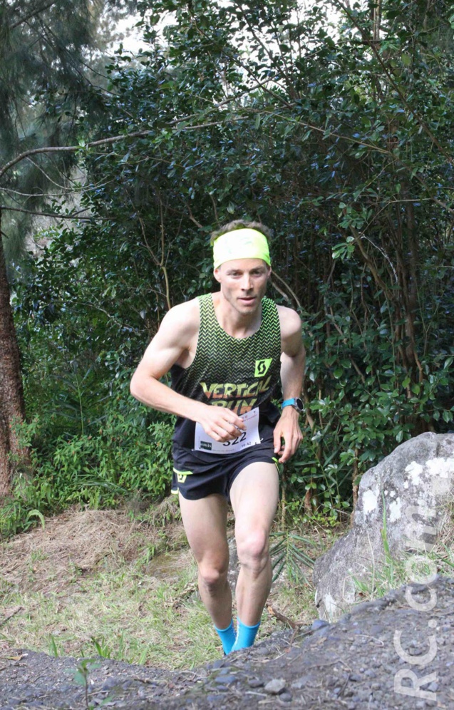 Alexis Sevennec a écrasé la concurrence, comme il l'avait fait quelques jours auparavant au Trail du Volcan et comme il le fera ensuite sur le Royal Raid