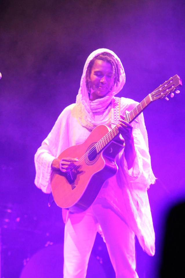 Le succès est toujours dans ses cordes, Ayo a été ovationnée sur la scène du Salahin Le succès est toujours dans ses cordes, Ayo a été ovationnée sur la scène du Salahin