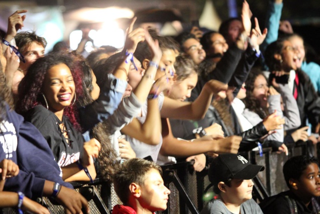 Du délire dans les premières rangées Du délire dans les premières rangées