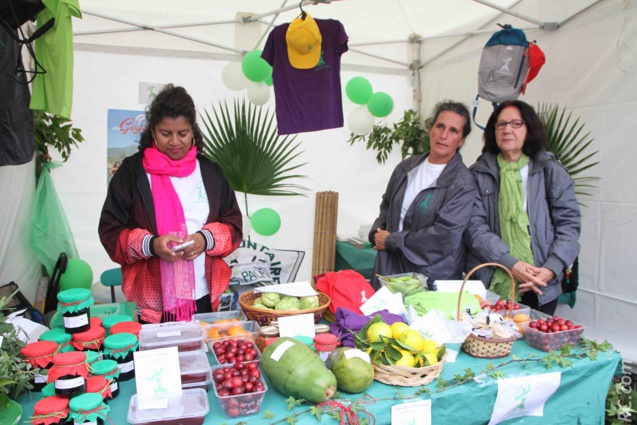 Des produits du terroir proposés au public Des produits du terroir proposés au public