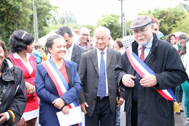 Emmanuelle Gonthier, adjointe au maire chargée des affaires culturelles, Henri Chane-Tef président de la CIREST et Marco Boyer, le premier magistrat de la Plaine des Palmistes