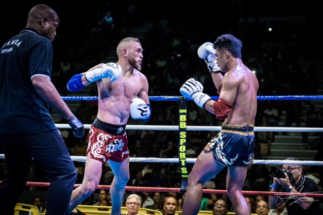 Xtrem Fight au Petit Stade de l'Est: photos exclusives
