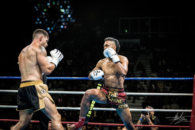 Xtrem Fight au Petit Stade de l'Est: photos exclusives