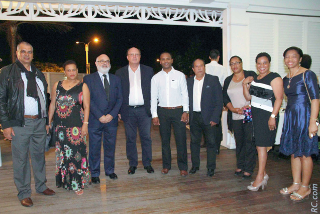 Les officiels présents étaient unanimes, les échanges entre Rodrigues et la Réunion doivent s'accentuer Les officiels présents étaient unanimes, les échanges entre Rodrigues et la Réunion doivent s'accentuer