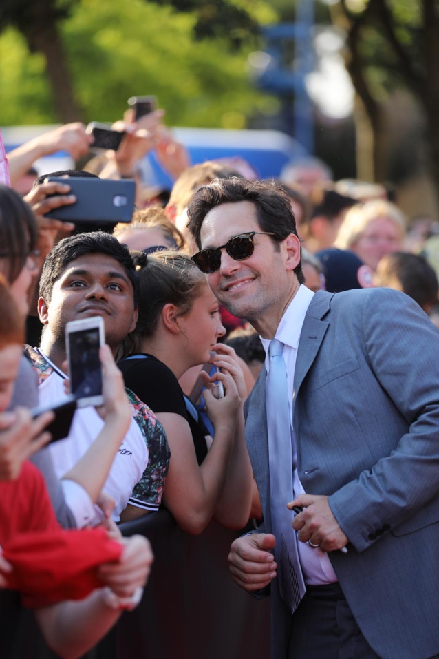 L'équipe du film Ant-Man et la Guêpe à Disneyland Paris: les photos L'équipe du film Ant-Man et la Guêpe à Disneyland Paris: les photos