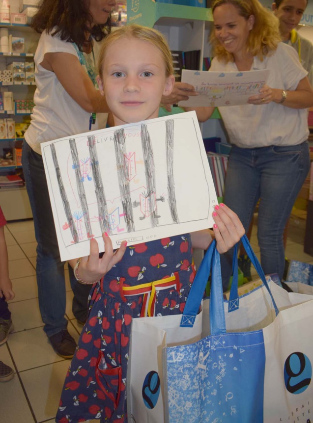 Concours de dessin à la Librairie Gérard: les photos