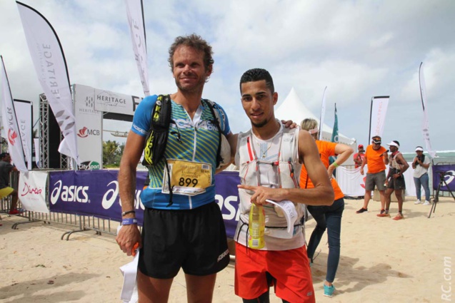 Ludovic Pommeret et le jeune Romain Fontaine de la Réunion Ludovic Pommeret et le jeune Romain Fontaine de la Réunion
