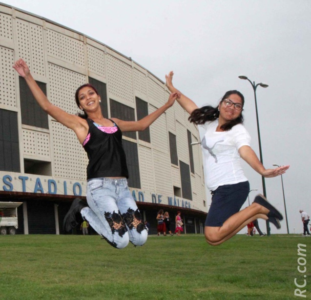 Sarah et Sabine ont beaucoup apprécié leur séjour en terre Andalouse. Et elles ont sauté de joie Sarah et Sabine ont beaucoup apprécié leur séjour en terre Andalouse. Et elles ont sauté de joie