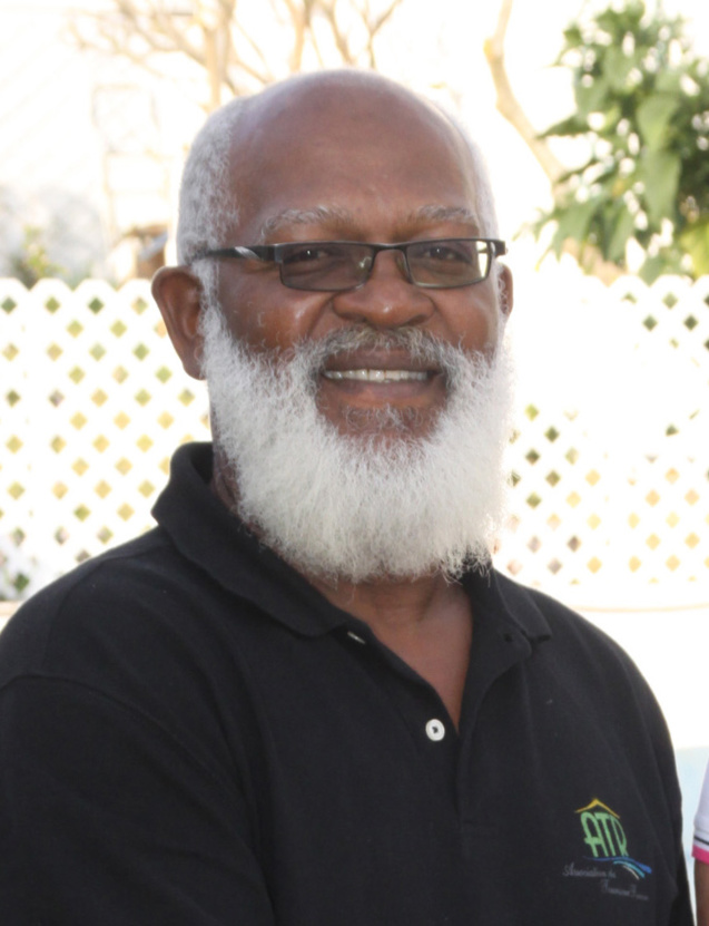 L’emblématique Aurèle André, organisateur du Trail de Rodrigues, vous attend avec impatience L’emblématique Aurèle André, organisateur du Trail de Rodrigues, vous attend avec impatience