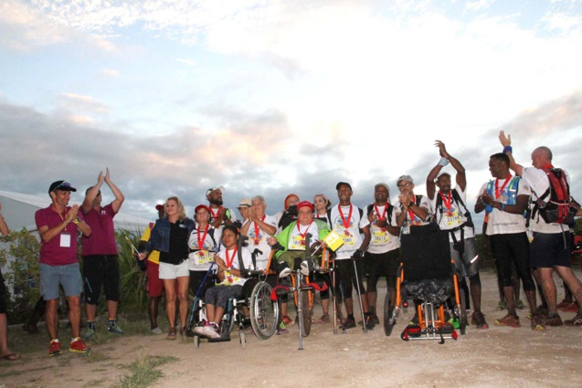 L’association Réunion Aventure Joëlette reste fidèle au Trail de Rodrigues. Patrick Lefèvre et ses camarades ont prévu de boucler un 24 km à travers les sentiers de l’île autenthique L’association Réunion Aventure Joëlette reste fidèle au Trail de Rodrigues. Patrick Lefèvre et ses camarades ont prévu de boucler un 24 km à travers les sentiers de l’île autenthique