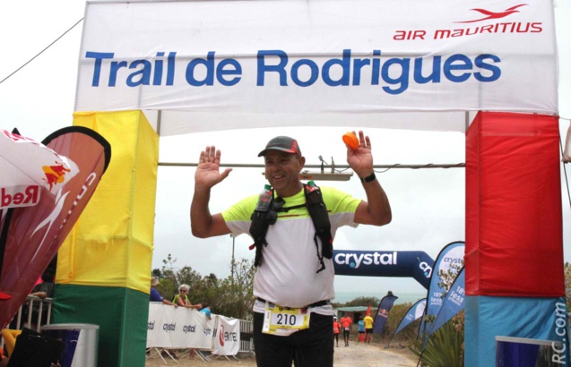 Et un podium pour Max Hébert, président du Comité Réunionnais de la Fédération Française de la Randonnée Pédestre sur les 25km du Solitaire