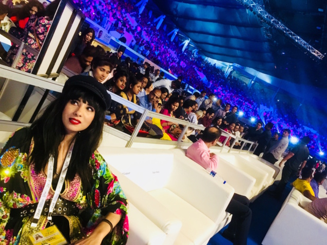 Aurélia pas peu fière d'avoir été invitée à ce festival international Aurélia pas peu fière d'avoir été invitée à ce festival international