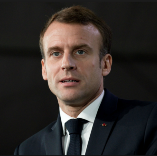 Emmanuel Macron devrait rentrer en France et réagir sans tarder s'il ne veut pas un enlisement