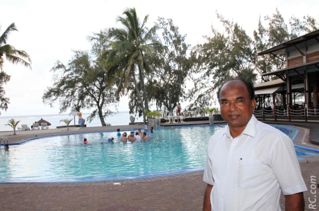 Ashok Mooroteea apprécie son retour au Cotton Bay et se donne pour mission de relancer une dynamique au sein de l'équipe de l'hôtel Ashok Mooroteea apprécie son retour au Cotton Bay et se donne pour mission de relancer une dynamique au sein de l'équipe de l'hôtel