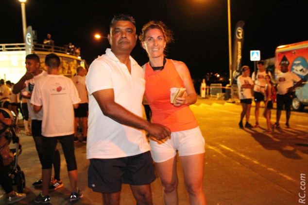 Moïse félicite son épouse qui a disputé les 6km Moïse félicite son épouse qui a disputé les 6km