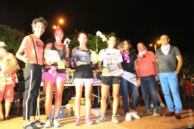 Le podium féminin sur 6km : Elodie Turpin , Jarillon Claire et Valérie Delesalle Le podium féminin sur 6km : Elodie Turpin , Jarillon Claire et Valérie Delesalle