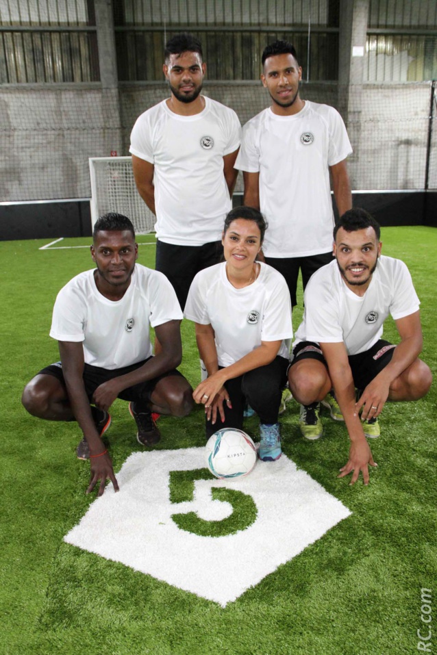 Katyana Castelneau était à la tête de cette équipe de football venue tester les installations du Five
