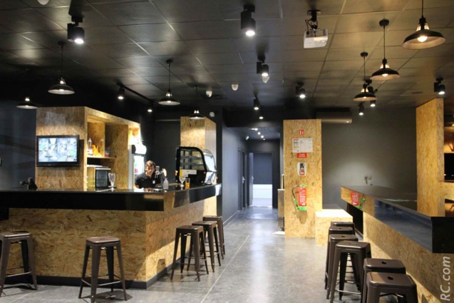 Le Groupe Le Five de Saint-Louis: du foot en indoor et du padel en outdoor Le Groupe Le Five de Saint-Louis: du foot en indoor et du padel en outdoor