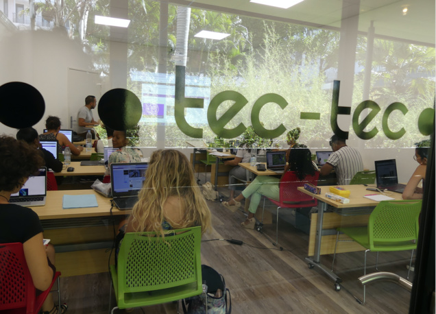 Le campus Crealise Océan Indien à Saint-Pierre Le campus Crealise Océan Indien à Saint-Pierre