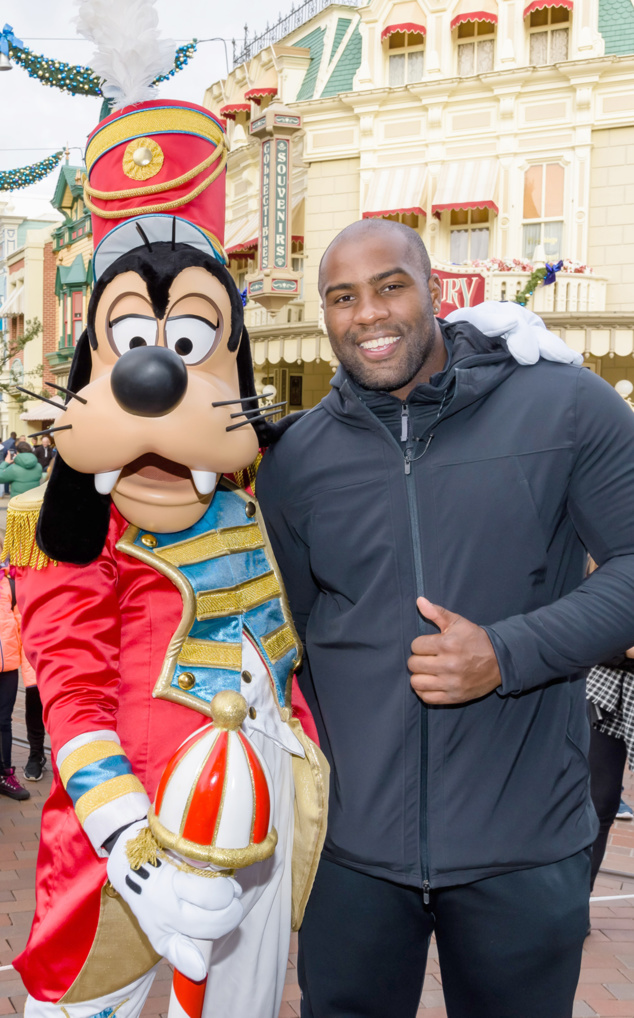Christophe Maé, Teddy Riner et Didier Deschamps à Disneyland Paris!