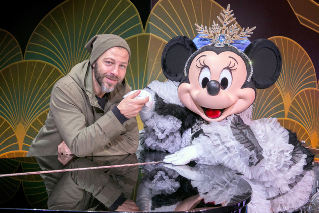 Christophe Maé, Teddy Riner et Didier Deschamps à Disneyland Paris!