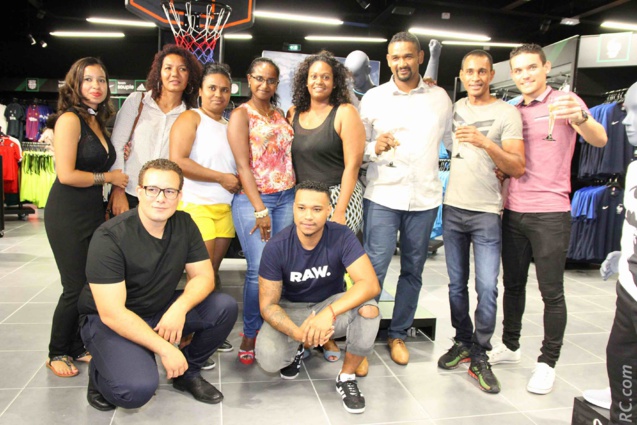 Le personnel de Go Sport de Saint-Paul