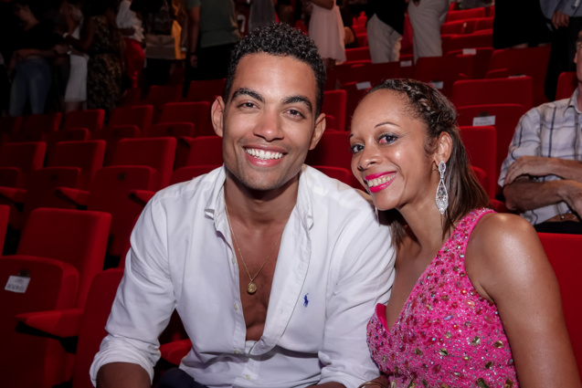 Terence Tell, qui a fait "Danse avec les stars", et Nathalie Revel d'Air Austral