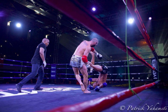 Muay Thaï Grand Prix au Port: les photos
