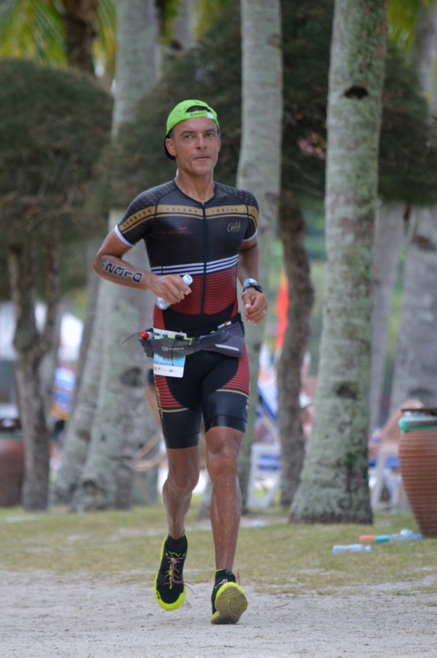 Dominique au bout du bout du sémi marathon