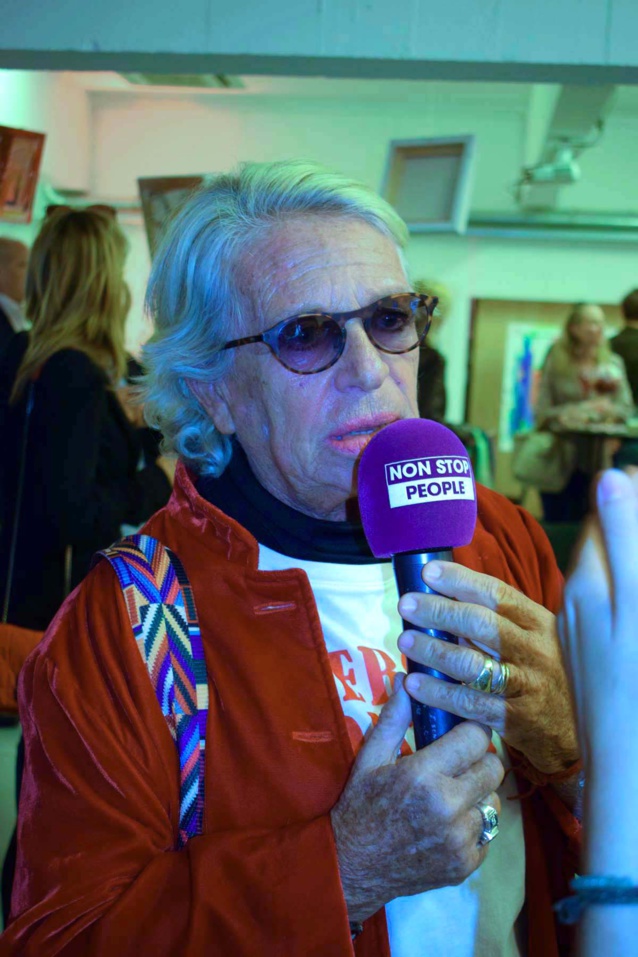 Caroline Faindt: une artiste-peintre atypique Caroline Faindt: une artiste-peintre atypique