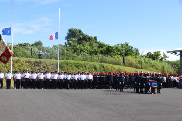 Hommage au sapeur pompier l'adjudant Jessy Eve
