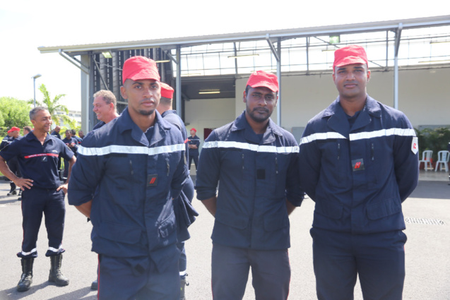 Hommage au sapeur pompier l'adjudant Jessy Eve Hommage au sapeur pompier l'adjudant Jessy Eve