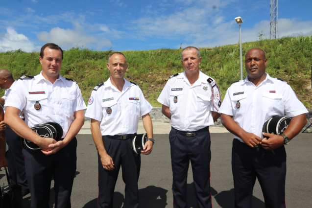 Hommage au sapeur pompier l'adjudant Jessy Eve Hommage au sapeur pompier l'adjudant Jessy Eve