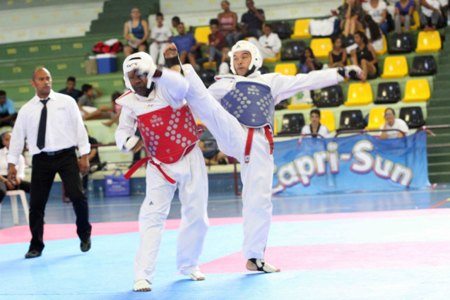 Bertrand Maillot (TKD 974) a fait jouer son expérience pour l'emporter face à Jean-Michel Labert (Keumgang) Bertrand Maillot (TKD 974) a fait jouer son expérience pour l'emporter face à Jean-Michel Labert (Keumgang)