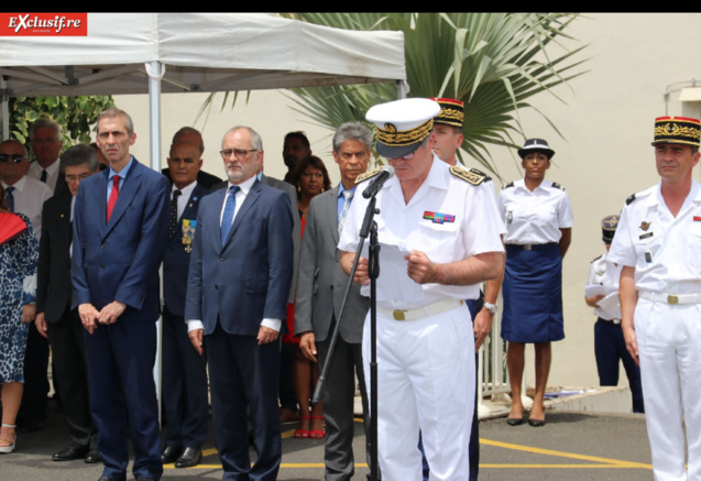 Le Préfet a lu le message du Ministre de l'Intérieur Le Préfet a lu le message du Ministre de l'Intérieur