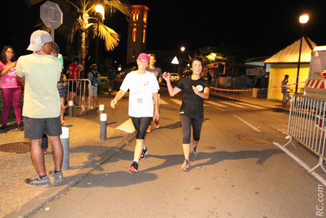 Quand Mme Hoarau participe à sa première course... Quand Mme Hoarau participe à sa première course...