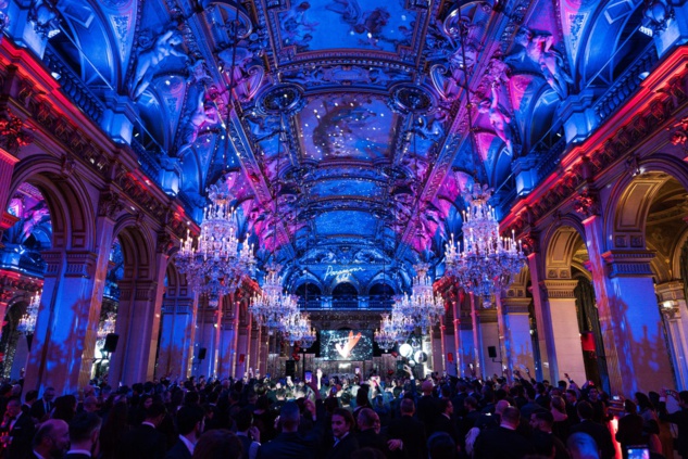 Premier Bal “Paramour” à la Mairie de Paris le jour de la Saint-Valentin